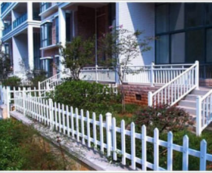 浙江庭院PVC護(hù)欄