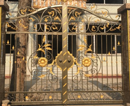 青海鐵藝護欄門